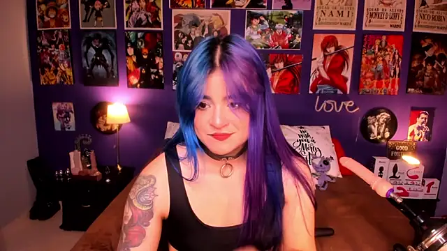 Snapshot of anne_cross chatting on December 13, 2024, 3:38 am anne cross online show from December 13, 2024, 3:38 am