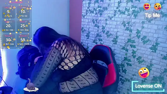 Snapshot of MIABOOBS__ chatting on November 5, 2025, 3:06 am MIABOOBS online show from November 5, 2025, 3:06 am