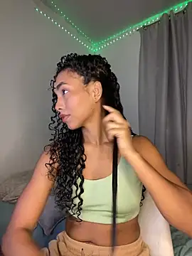Snapshot of nicoleebony1 chatting on September 24, 2025, 7:06 pm nicoleebony1 online show from September 24, 2025, 7:06 pm