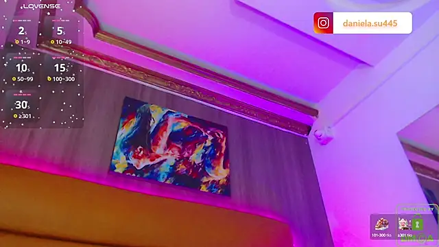 milan delrey online show from December 29, 2024, 2:21 pm