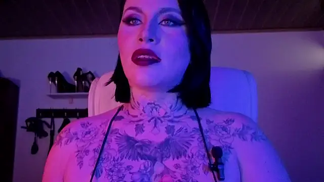 Olivia seex online show from October 23, 2025, 2:05 pm