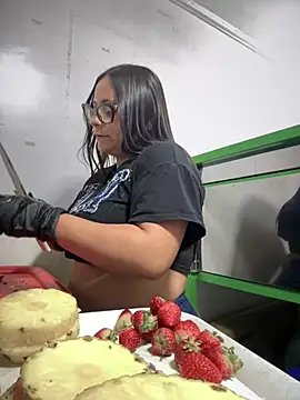 Snapshot of Sol_biglips chatting on January 17, 2025, 2:07 pm Sol biglips online show from January 17, 2025, 2:07 pm