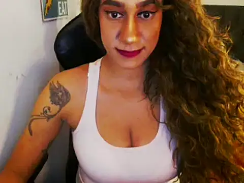Snapshot of gauchinhaG chatting on February 24, 2025, 9:41 pm gauchinhaG online show from February 24, 2025, 9:41 pm