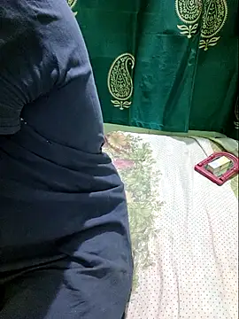 Snapshot of NEHA-DESHI chatting on October 1, 2025, 9:32 pm NEHA-DESHI online show from October 1, 2025, 9:32 pm