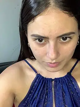 Azuna25 online show from March 4, 2025, 12:07 am