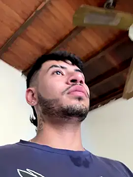 Snapshot of tom_thick chatting on September 28, 2025, 3:17 pm tom thick online show from September 28, 2025, 3:17 pm