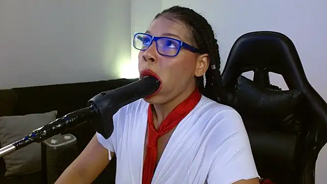 Anabel693 online show from January 28, 2025, 7:22 am