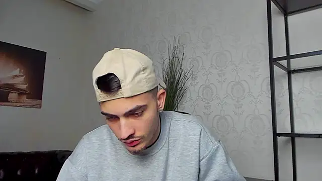 Snapshot of BrandonTate chatting on January 7, 2025, 3:02 pm BrandonTate online show from January 7, 2025, 3:02 pm
