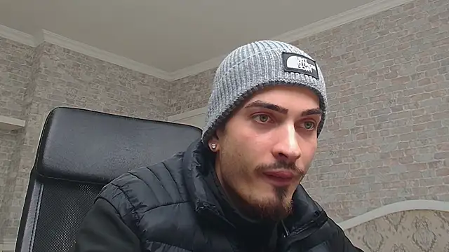 Snapshot of BrandonTate chatting on February 11, 2025, 3:40 pm BrandonTate online show from February 11, 2025, 3:40 pm
