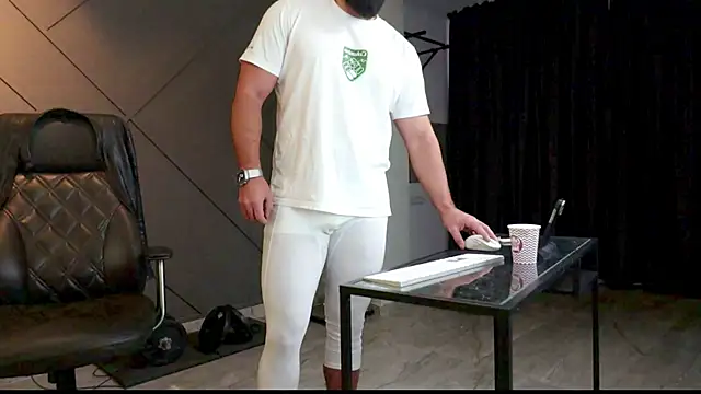 mattmasterss online show from January 3, 2025, 6:11 am