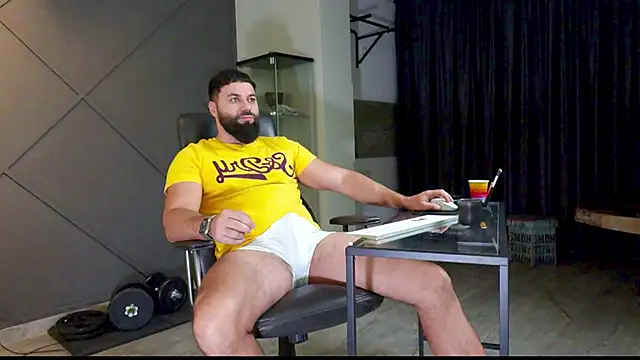 mattmasterss online show from January 20, 2025, 4:32 am