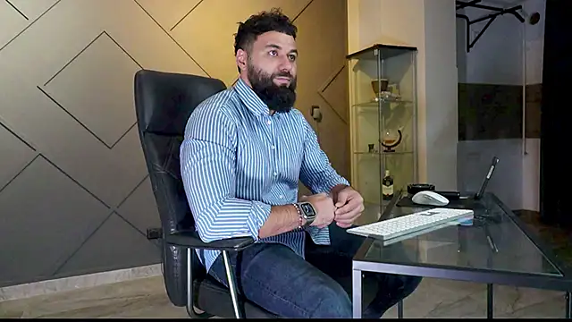 mattmasterss online show from February 22, 2025, 8:31 pm