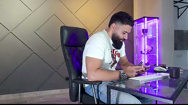 mattmasterss online show from March 1, 2025, 8:23 am