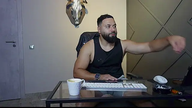 mattmasterss online show from September 10, 2025, 6:30 pm