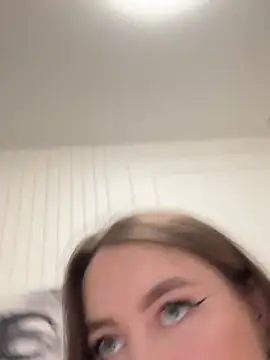 Snapshot of Lady_MiaOlson chatting on January 2, 2025, 1:17 am Lady MiaOlson online show from January 2, 2025, 1:17 am