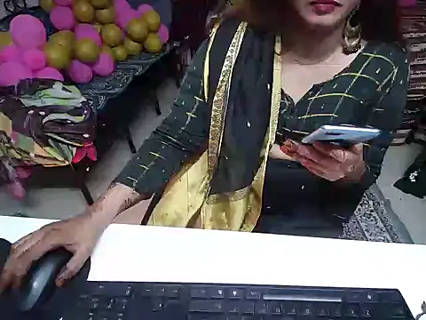 Snapshot of Arushisingh8888 chatting on December 17, 2024, 12:00 pm Arushisingh8888 online show from December 17, 2024, 12:00 pm