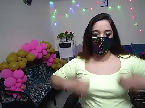 Snapshot of Arushisingh8888 chatting on January 3, 2025, 8:32 am Arushisingh8888 online show from January 3, 2025, 8:32 am