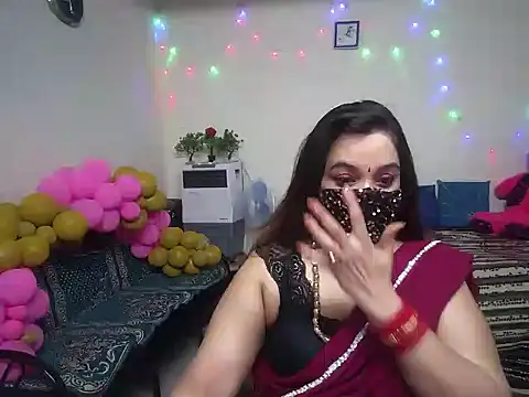Snapshot of Arushisingh8888 chatting on January 4, 2025, 10:27 am Arushisingh8888 online show from January 4, 2025, 10:27 am