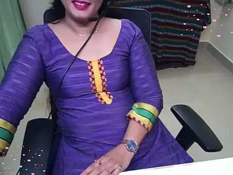 Snapshot of Arushisingh8888 chatting on November 10, 2025, 12:48 pm Arushisingh8888 online show from November 10, 2025, 12:48 pm