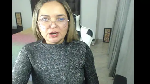 Snapshot of samy_vsn chatting on March 5, 2025, 12:38 am samy vsn online show from March 5, 2025, 12:38 am