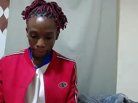 khakiline online show from September 27, 2025, 3:06 pm