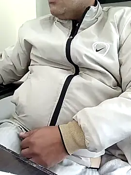 Hot-man39 online show from December 15, 2024, 7:57 am