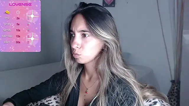 Snapshot of MitchWilson1 chatting on December 20, 2025, 12:07 am MitchWilson1 online show from December 20, 2025, 12:07 am