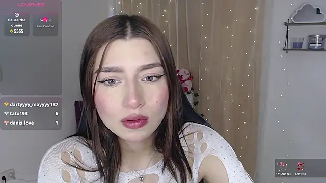 mily thomson b  online show from January 21, 2025, 9:57 pm