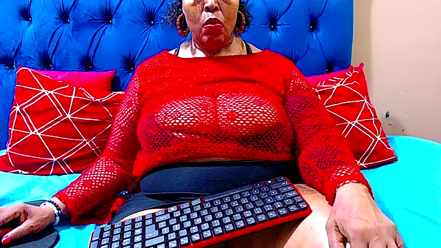 ebonycandy10 online show from March 12, 2025, 3:18 pm