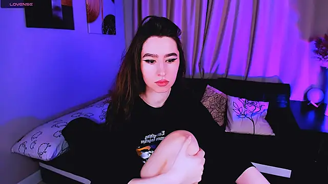 Snapshot of Lily_xBabe chatting on March 8, 2025, 8:44 am Lily xBabe online show from March 8, 2025, 8:44 am