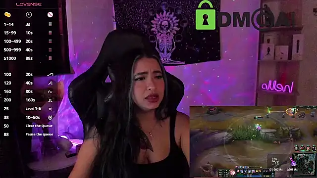 sweetcoralinee online show from February 15, 2025, 7:27 am