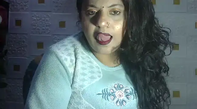 Snapshot of Sexy_komolika chatting on February 4, 2025, 5:34 pm Sexy komolika online show from February 4, 2025, 5:34 pm