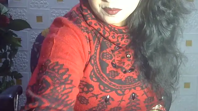 Snapshot of Sexy_komolika chatting on February 8, 2025, 11:22 am Sexy komolika online show from February 8, 2025, 11:22 am