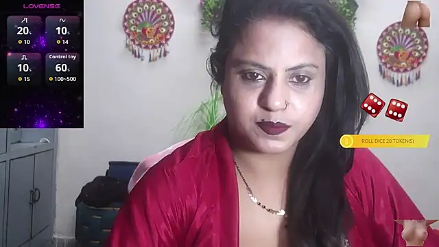 Snapshot of Sexy_komolika chatting on November 6, 2025, 3:24 pm Sexy komolika online show from November 6, 2025, 3:24 pm