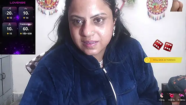 Snapshot of Sexy_komolika chatting on November 16, 2025, 4:45 pm Sexy komolika online show from November 16, 2025, 4:45 pm