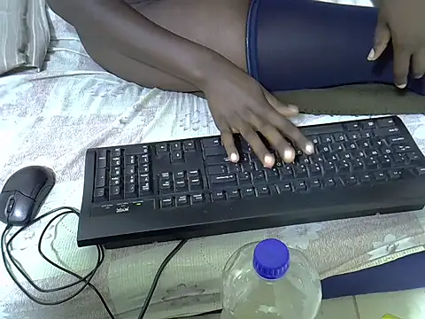 springly love online show from November 7, 2025, 3:17 am