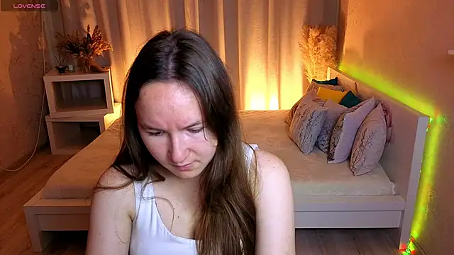 Little doll meow online show from October 1, 2025, 2:50 am