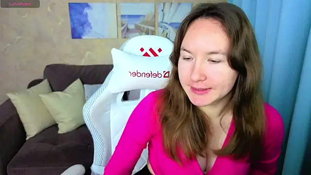 Little doll meow online show from November 21, 2025, 3:16 am