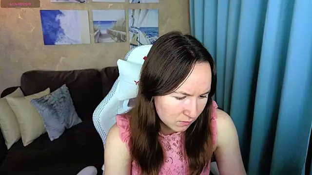 Little doll meow online show from December 2, 2025, 2:50 am