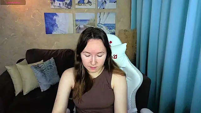 Little doll meow online show from December 4, 2025, 2:54 am