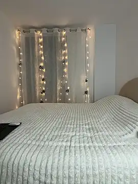 Snapshot of streetdoll chatting on November 16, 2025, 8:31 am streetdoll online show from November 16, 2025, 8:31 am