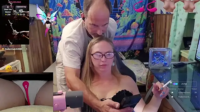 Snapshot of Beckabliss chatting on September 23, 2025, 12:35 am Beckabliss online show from September 23, 2025, 12:35 am