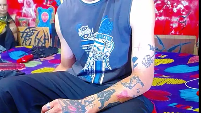 deivid estrada online show from November 4, 2025, 4:28 pm