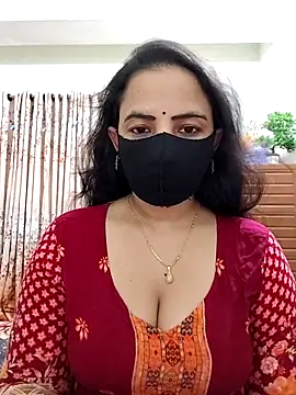 Payel-Sen online show from October 29, 2025, 6:09 pm