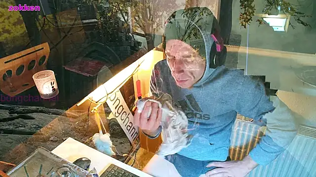 Snapshot of BongChannel chatting on January 5, 2025, 2:27 am BongChannel online show from January 5, 2025, 2:27 am