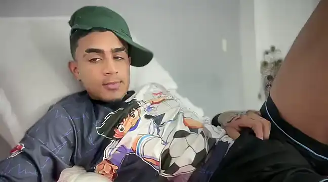 dominic brandd23 online show from December 11, 2024, 12:54 am