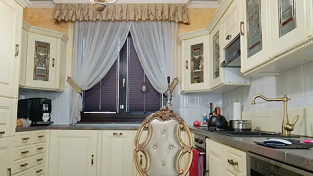 Snapshot of TUNDEROSE1 chatting on February 19, 2025, 9:17 am TUNDEROSE1 online show from February 19, 2025, 9:17 am