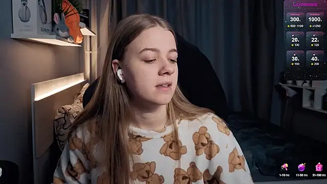 Snapshot of candy_maggie chatting on February 2, 2025, 1:30 pm candy maggie online show from February 2, 2025, 1:30 pm