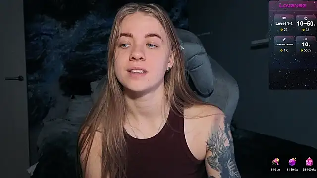 Snapshot of candy_maggie chatting on November 29, 2025, 6:11 pm candy maggie online show from November 29, 2025, 6:11 pm