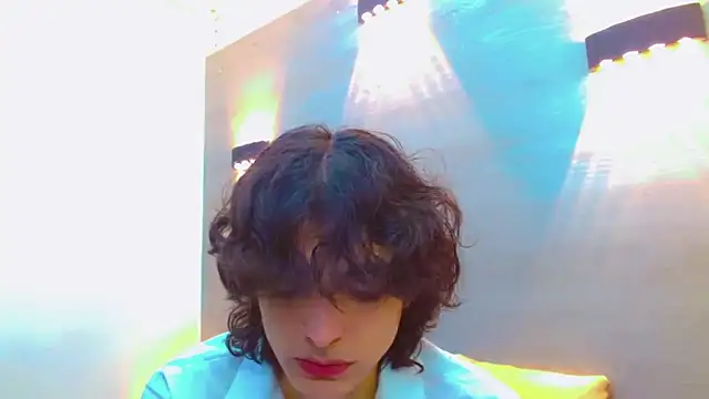 Sr BonnyEthan online show from September 23, 2025, 2:09 pm